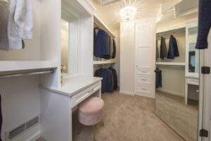 Detailed Elegance closet