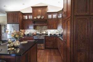 Cherry Tour Traditional Kitchen
