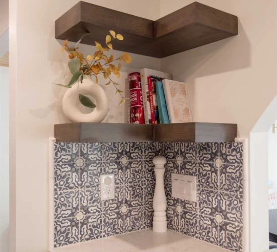 Mass Image Compressor Compressed this image. https://sourceforge.net/projects/icompress/ with Quality:50 Versatile Maple