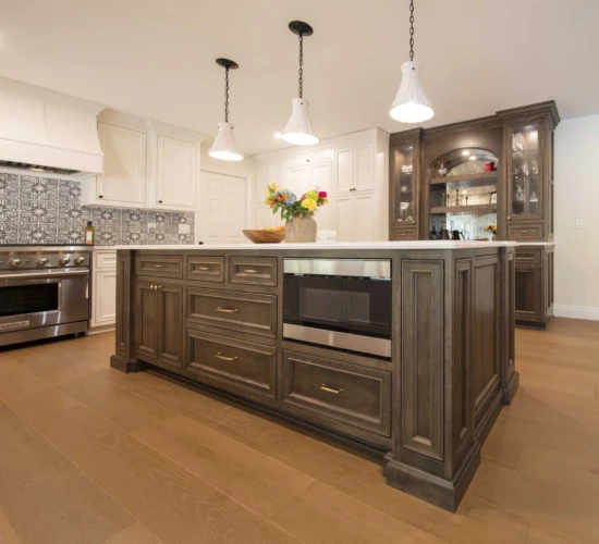 Mass Image Compressor Compressed this image. https://sourceforge.net/projects/icompress/ with Quality:50 Versatile Maple