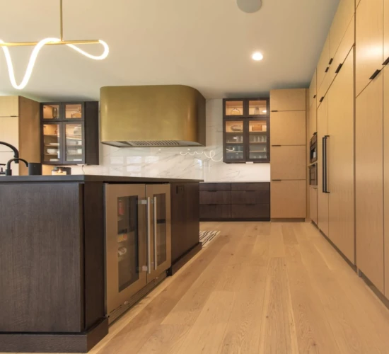 Mass Image Compressor Compressed this image. https://sourceforge.net/projects/icompress/ with Quality:65 Quarter Sawn Visual