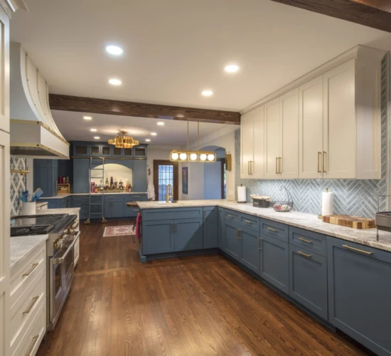 Mass Image Compressor Compressed this image. https://sourceforge.net/projects/icompress/ with Quality:65 coastal gold