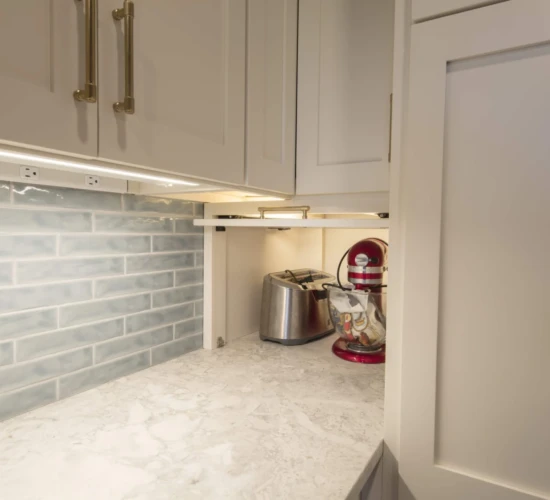 Mass Image Compressor Compressed this image. https://sourceforge.net/projects/icompress/ with Quality:65 coastal gold