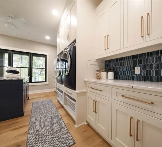 Mass Image Compressor Compressed this image. https://sourceforge.net/projects/icompress/ with Quality:70 Ranch Heritage Laundry